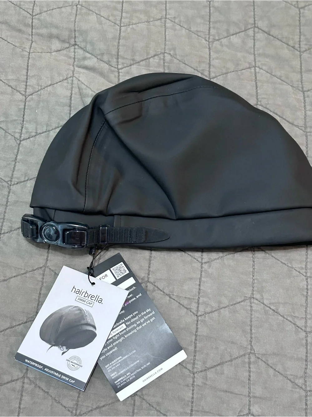 Hairbrella Underwater Hair Savior Swim Cap Black NWT